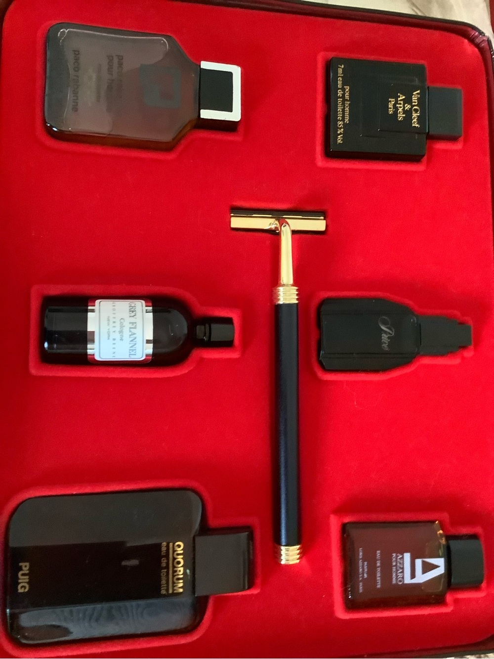 Vintage men' s Miniature perfume